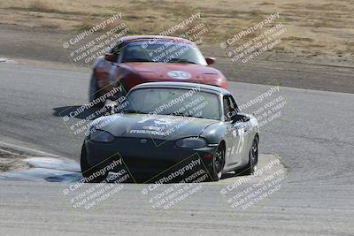 media/Nov-05-2023-CalClub SCCA (Sun) [[4ca13f3dad]]/Group 3/Offramp (Race)/